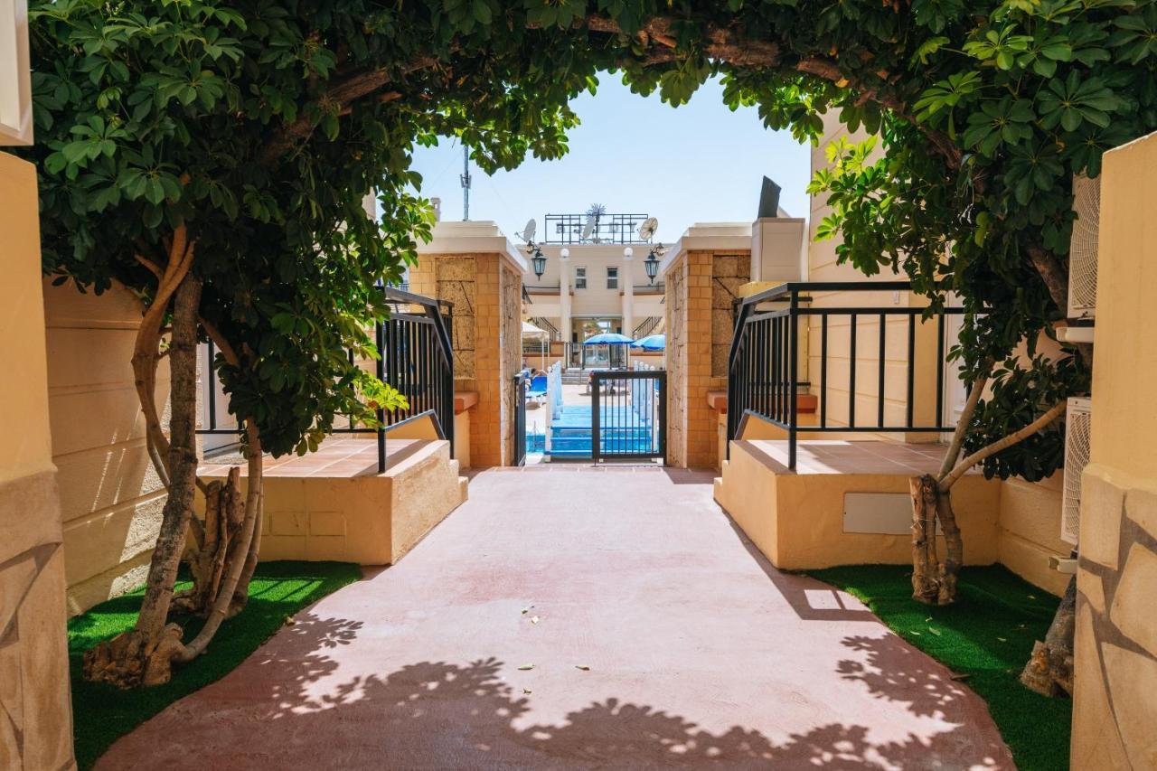 Amazing renovated pool view Apartment, 2 min to Fañabe Beach Costa Adeje  Exterior foto